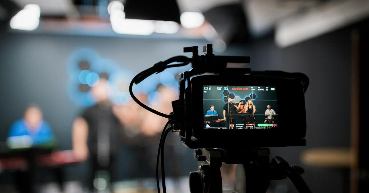 thedroptimes's tweet image. Talking Drupal returns to live streaming.

Stephen Cross shifts back to real-time broadcasting, prioritising audience interaction over edited production.

bit.ly/4nbEqHT 

#Drupal #Podcast #OpenSource