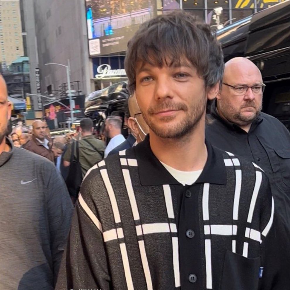 beardlouisbot's tweet photo. https://t.co/bSqUMnezYH