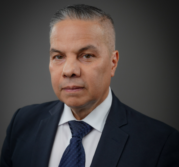 MonumentalCR's tweet photo. Róger Madrigal se mantiene como Presidente del Banco Central #NM935 https://t.co/DoweE0OK0h