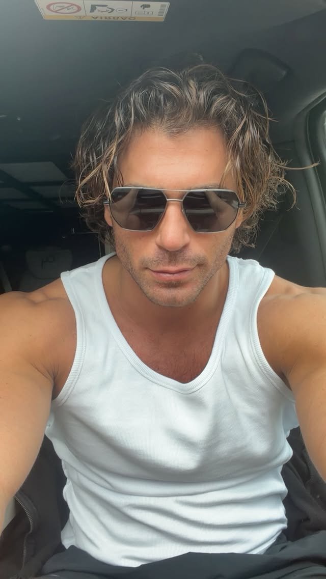 Noooo Can noooo fai crescere la barba, fai così fai cola', bla bla bla :)
Amen