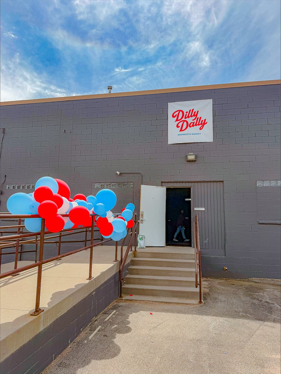ExperienceRoch's tweet photo. Discover something new at Dilly Dally Minnesota Market ✨

Open one day each month, this pop-up market brings together local vendors, vintage finds, handmade goods, and one-of-a-kind treasures you won’t want to miss.

Find details on the next market at https://t.co/FLkoTdHEWd 🛍️ https://t.co/TGV1xQGNjy