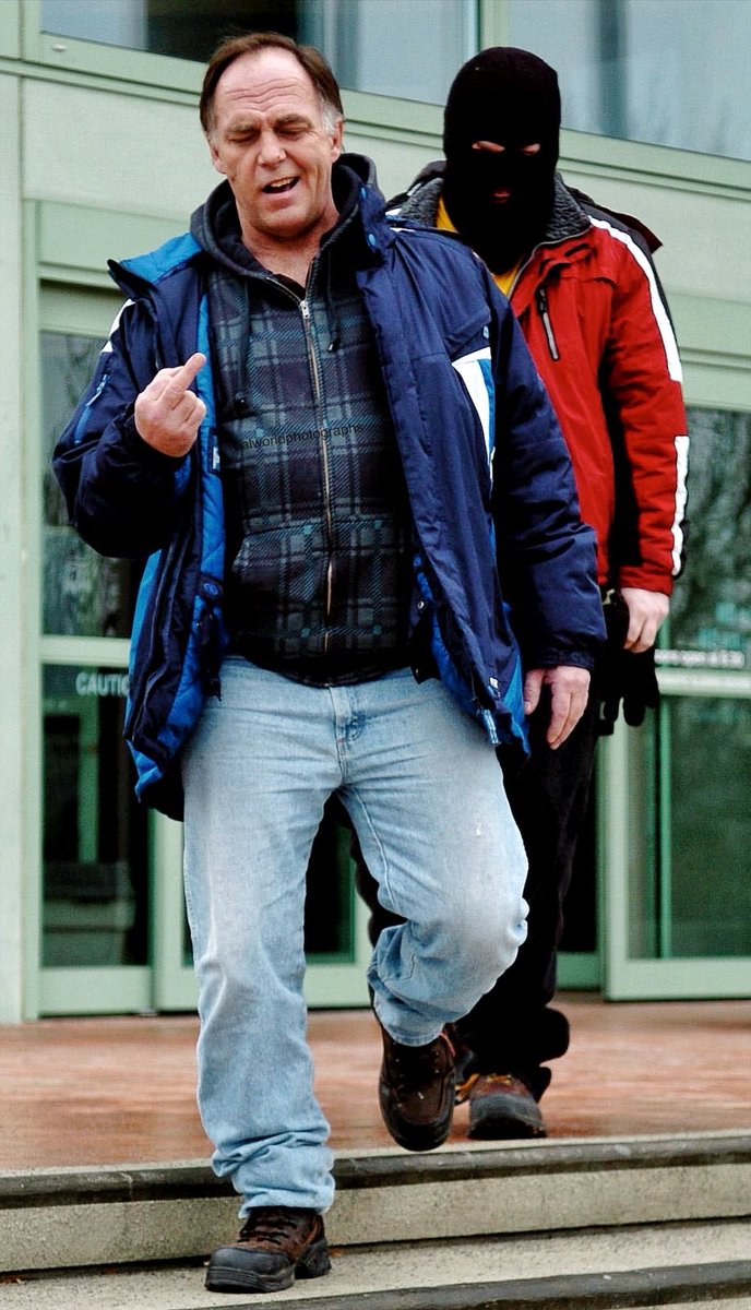 RealWorldImage's tweet image. A father leads his teenage, hooded son outside the Kelowna courthouse after his son  pleaded guilty to threatening local media journalists. Kelowna, BC, Canada. 2010. Gary Moore photo. Real World Photographs. #Kelowna #photojournalism #crime #Grok #Nikon #BritishColumbia #Getty