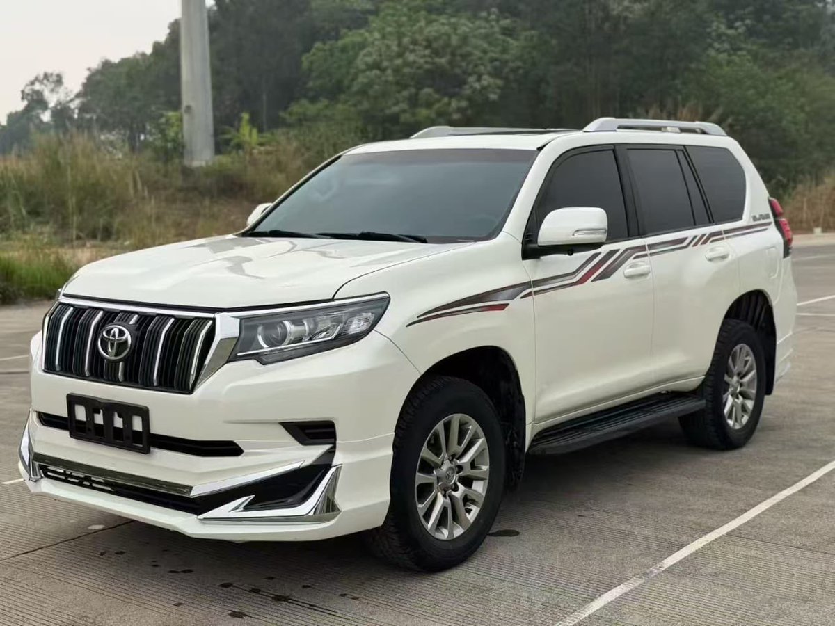 nolimitmiracle's tweet image. 2020 Prado Jeep with a milage of only 19,000 to your door step 47M Naira