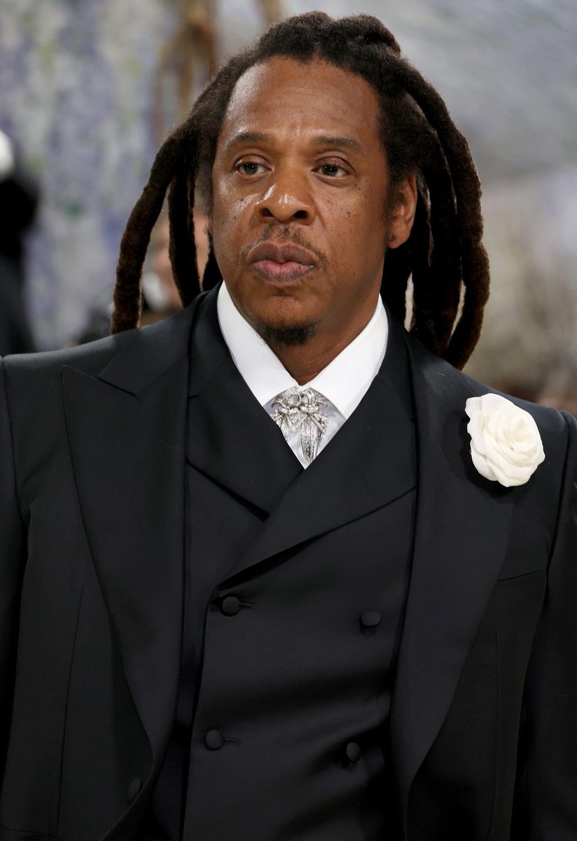 JAYZeBeyonce's tweet photo. S. Carter no Met Gala 2026 🖤 https://t.co/wvrt3nfOqX