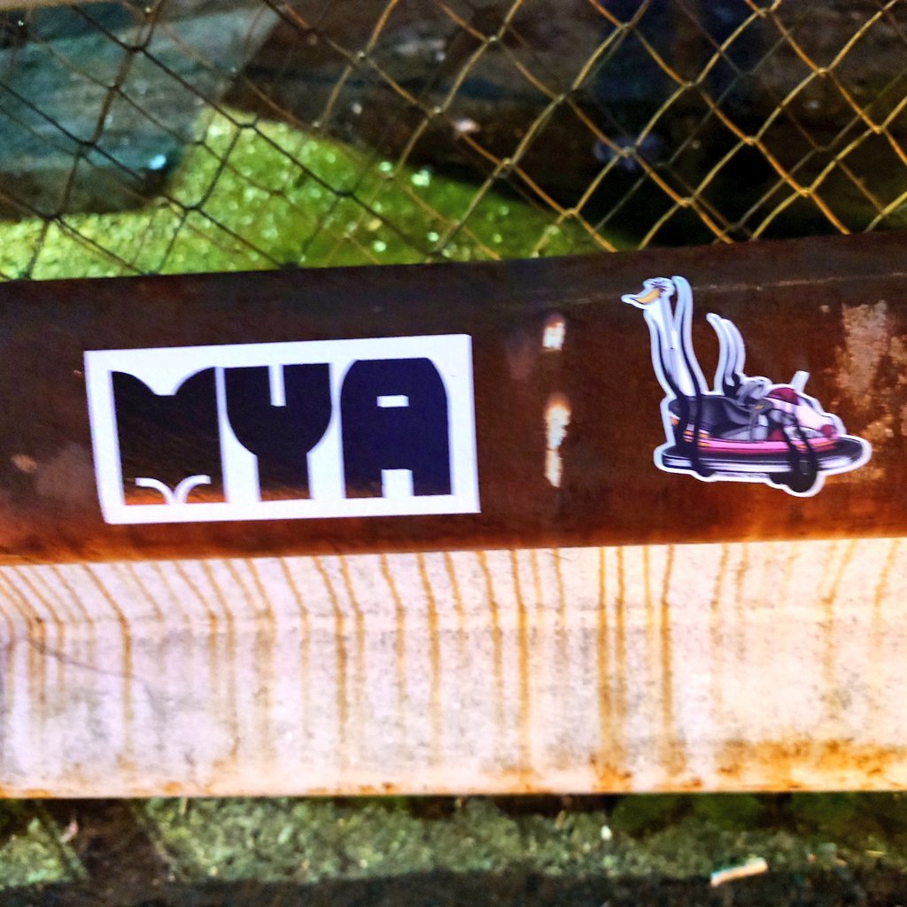 artbreakcom's tweet image. 234 日本橋本町4 #graffiti👣#中央警察署👣#nograffiti👣#器物損壊罪👣#軽犯罪法違反👣#道路交通法違反👣#シール👣#落書き