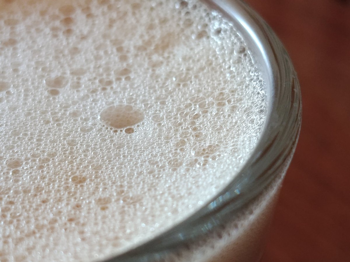 Espuma = ar + proteínas + energia (calor/ pressão) + equilíbrio com gorduras