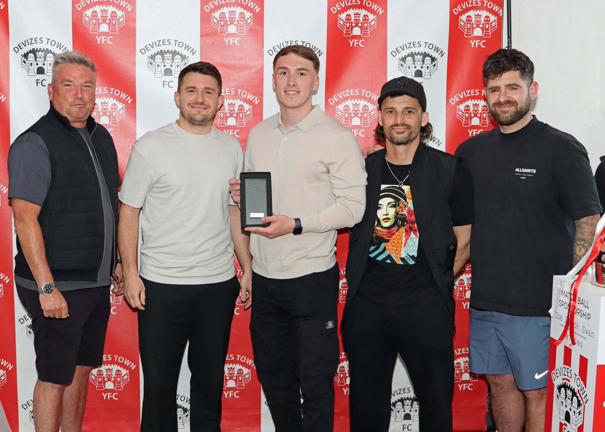 Devizes Town FC tweet media