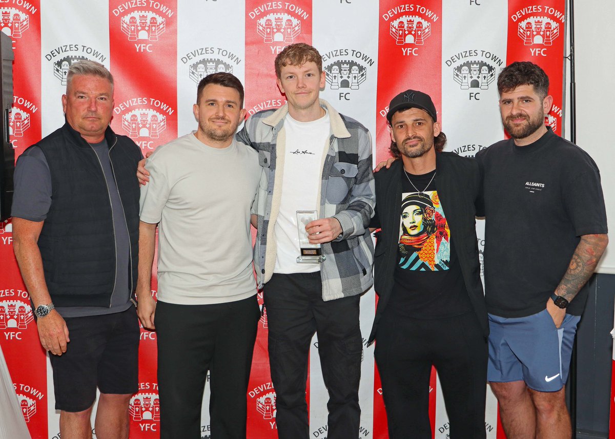 Devizes Town FC tweet media