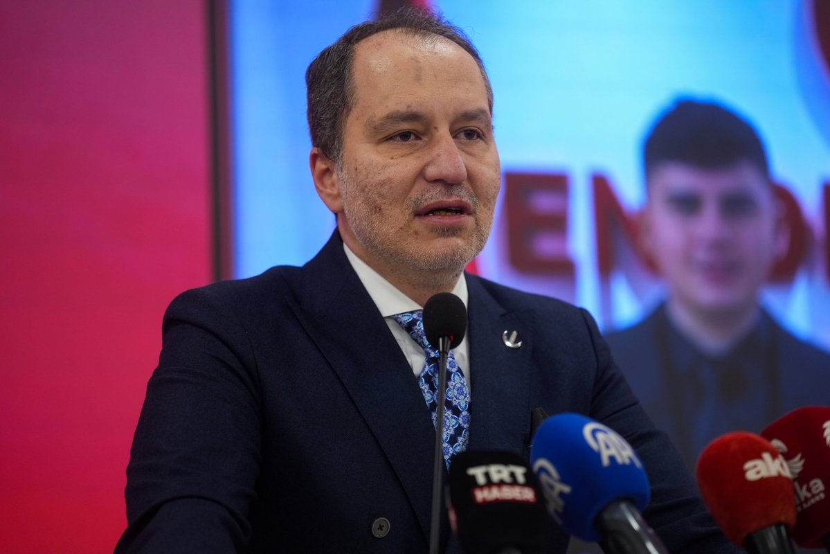 Refahlı Reus tweet media