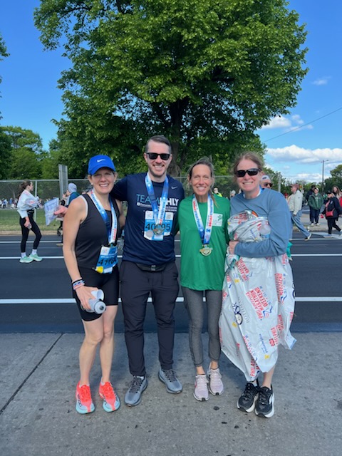 PHLYINS's tweet photo. PHLY was proud to sponsor and join the 47th annual @IBXRun10 this past weekend! 🏃‍♀️🏅#TEAMPHLY ran shoulder to shoulder with thousands of racers through the City of Brotherly Love, making every mile count.  💪👏Congratulations to all the runners who conquered the 10-miler! https://t.co/Nr9JWvpttk