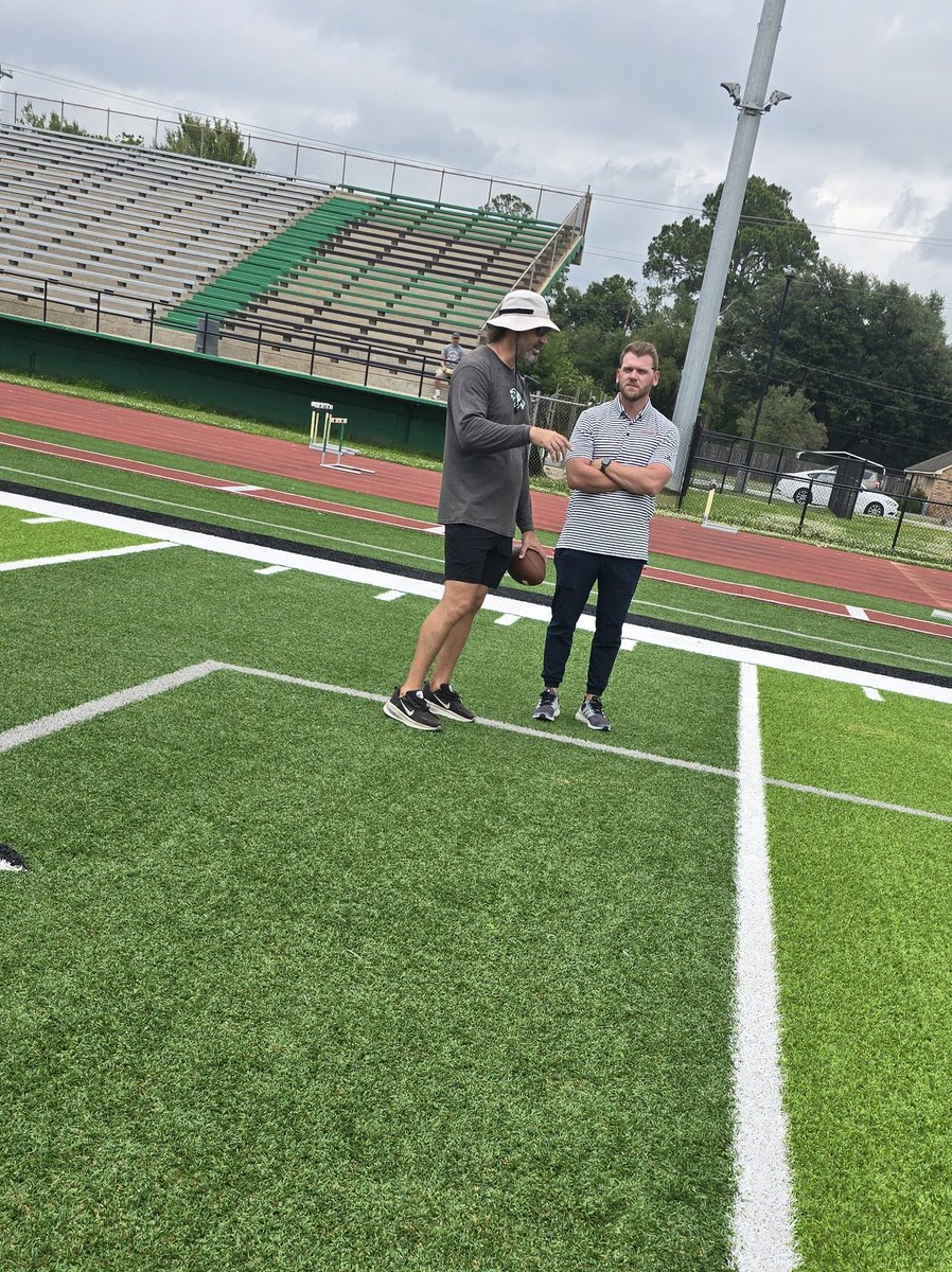 MightyLionFB's tweet photo. Welcome to the jungle!! Thanks to @CoachZCrisler from @SouthAlabamaFB for stopping by and looking at some of our c/o 2027 2028 kids!
#THEHigh #BeATeam #MightyLions #LionsDen https://t.co/tvuR9QzhUZ