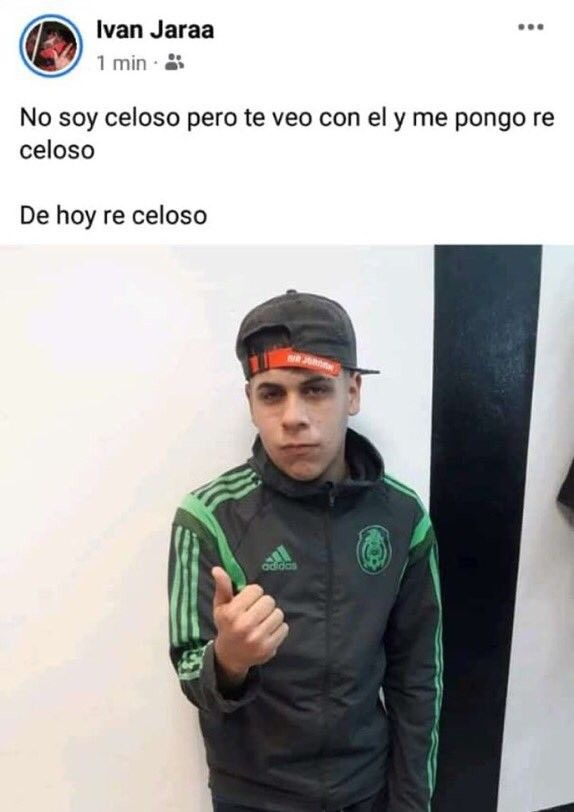 se viene el cumpleaños de mi cuñadita y como quiero hacerle una torta con sus fotos de bebé busque en el facebook de mi suegra y encontré fotos de ella abrazada a mi novio y la EX