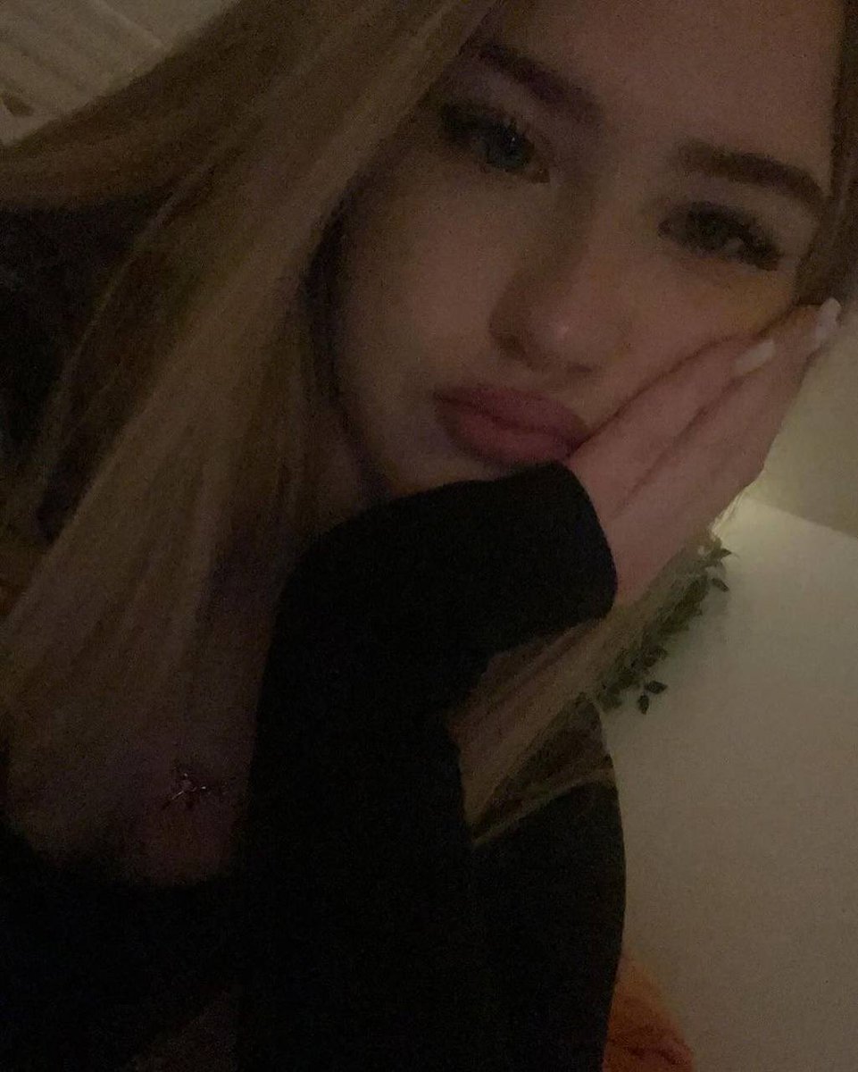 Emily tweet media