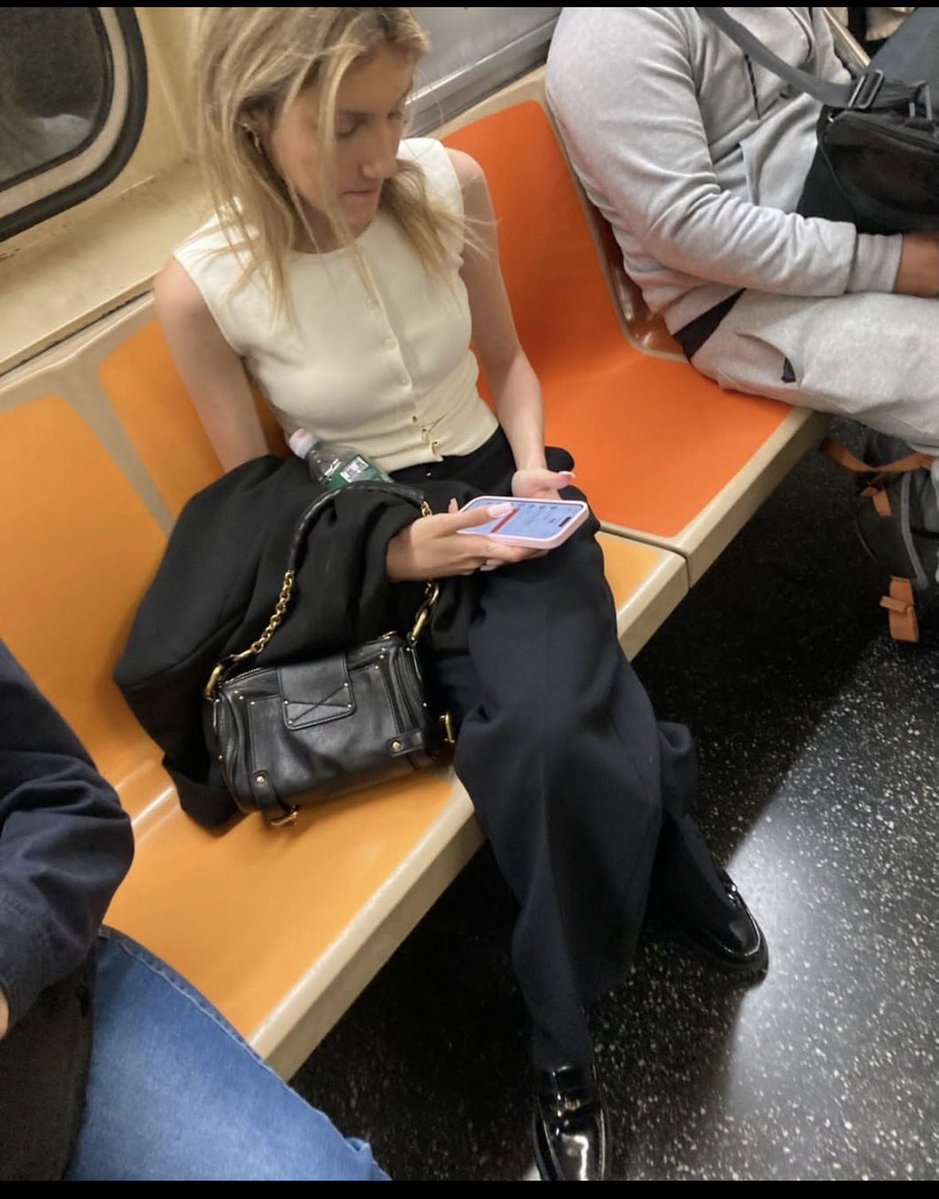 Murray Hill Guy tweet media
