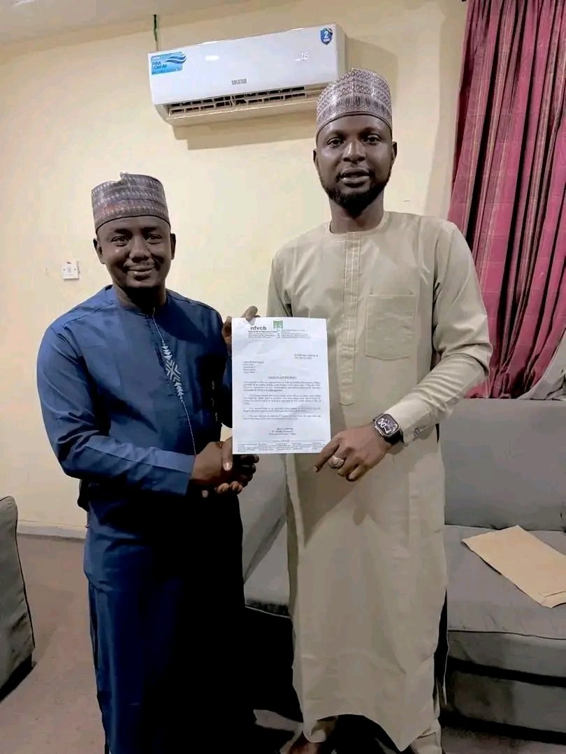 nagodi_haliru's tweet photo. Alhamdulillah, my heart is full as I share my permanent and pensionable appointment in Abuja, made possible by the kindness of Hon. Ibrahim Mohammed. Hon @B_ELRUFAI, please convey my deepest gratitude to Hon. IBM on my behalf. I remain forever grateful and loyal. Nagode. https://t.co/FiqeqkIMir