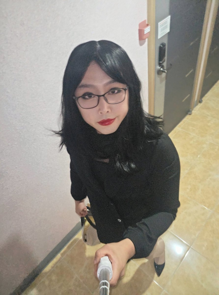 별아~ tweet media