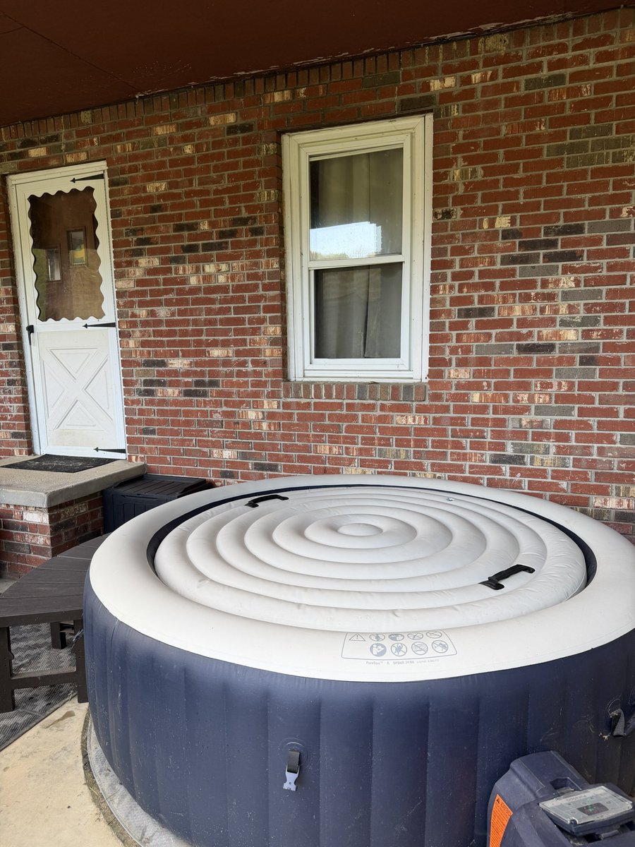 J_bae27's tweet photo. Got the hot tub ready for summer and Wren’s playhouse put together, catch us outside all summer☀️😎🥰 https://t.co/5BIgmEAfDQ