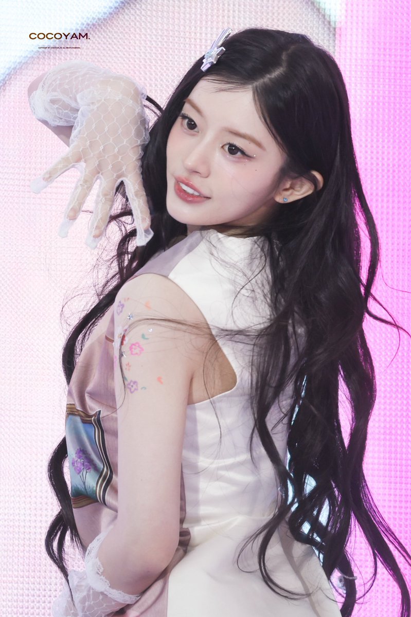 minju pics tweet media