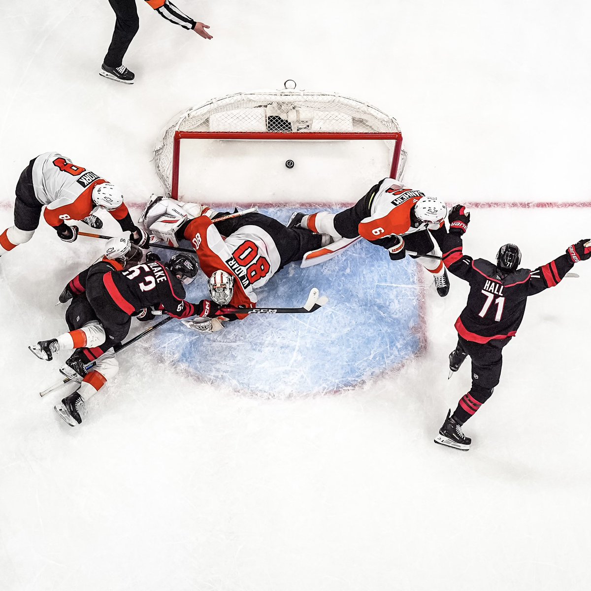 Carolina Hurricanes tweet media