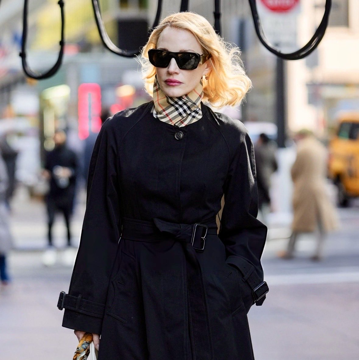jessica chastain posts tweet media