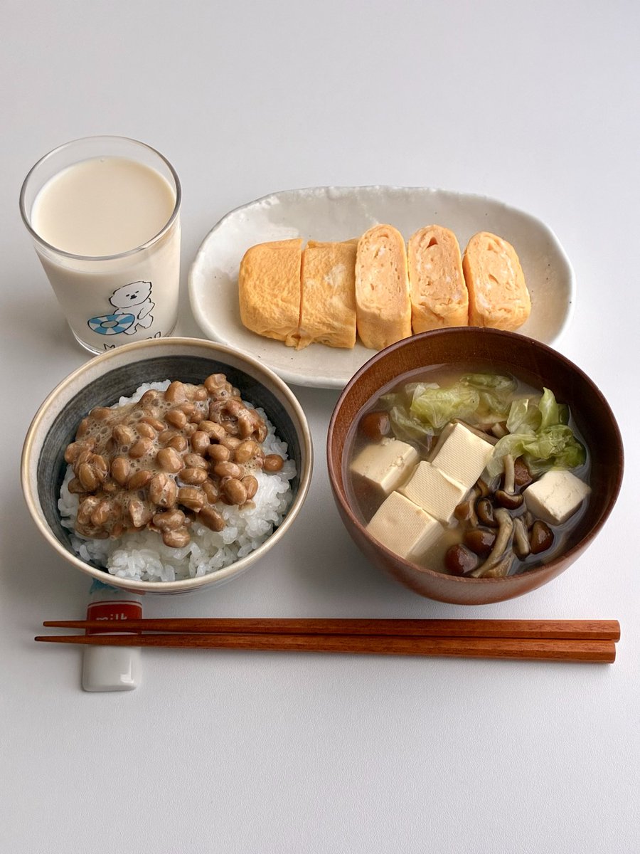 Sakichan1230's tweet photo. 本日の朝ごはん🍚🥢
一度は買ってみてほしい山わさび納豆🫘
わさび好きは絶対にハマります！！ https://t.co/beUgT4GGv9