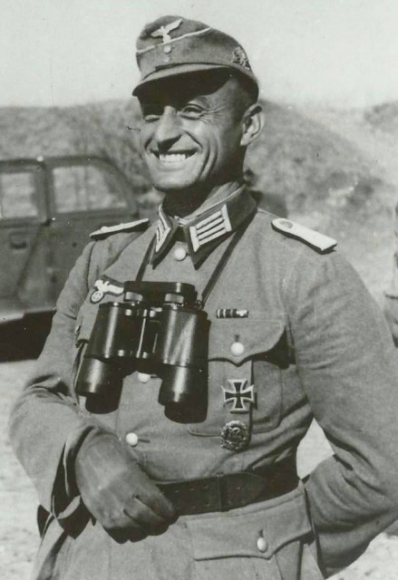 Retroid98's tweet image. On This Day in 1945 during the Battle of Castle Itter, German Wehrmacht Major and member of the Austrian Resistance Josef Gangl (Pictured) was killed by a German sniper while shielding former French Prime minister Paul Reynaud, he was 34 years old.

#OnThisDay #History