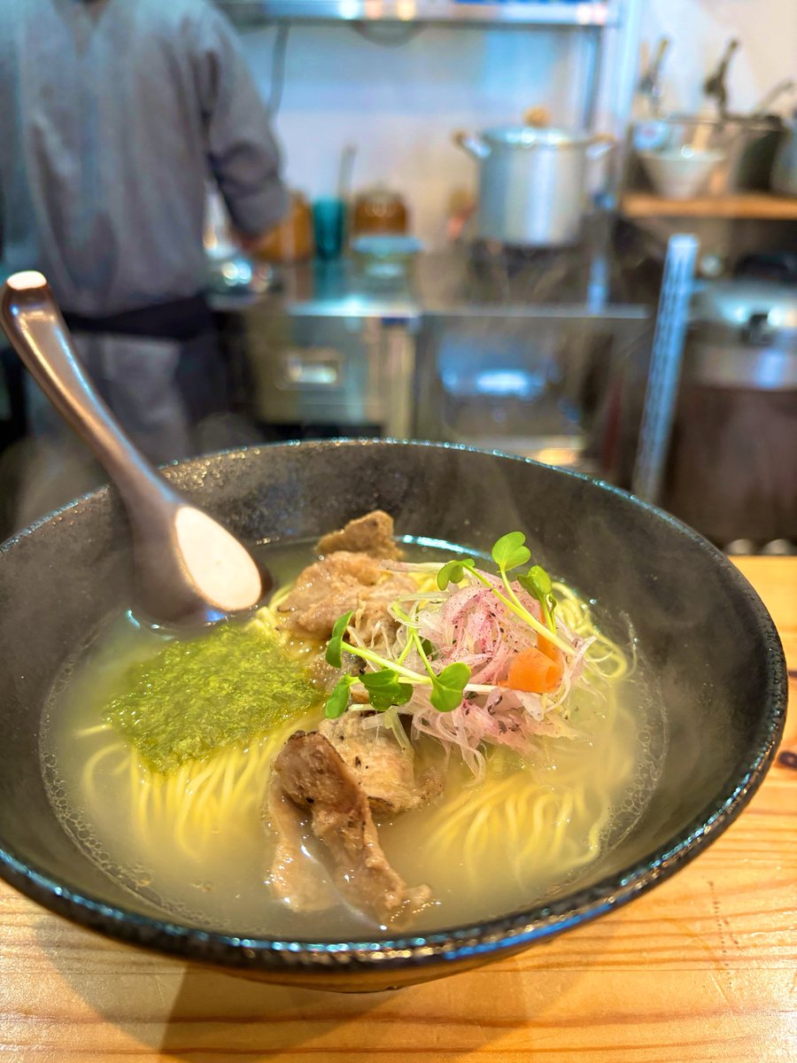 5/6(㊗️水) 隠れ家ラーメン屋coil 11:30〜全種類🍜¥800‼️

まろやか牛スープ🍜
🟠醤油/味噌/ソルト/塩バジル/スパイシー/カレー
＆柔らか✨牛タン🩷

さあ!連休最後の日。いつもの我が家へ帰る方.ゆっくりなさる方.近場でごはんも通り道ごはんもcoilへ🍜❗️最近の空は美しい夕日とお月さん🌕といいね✨