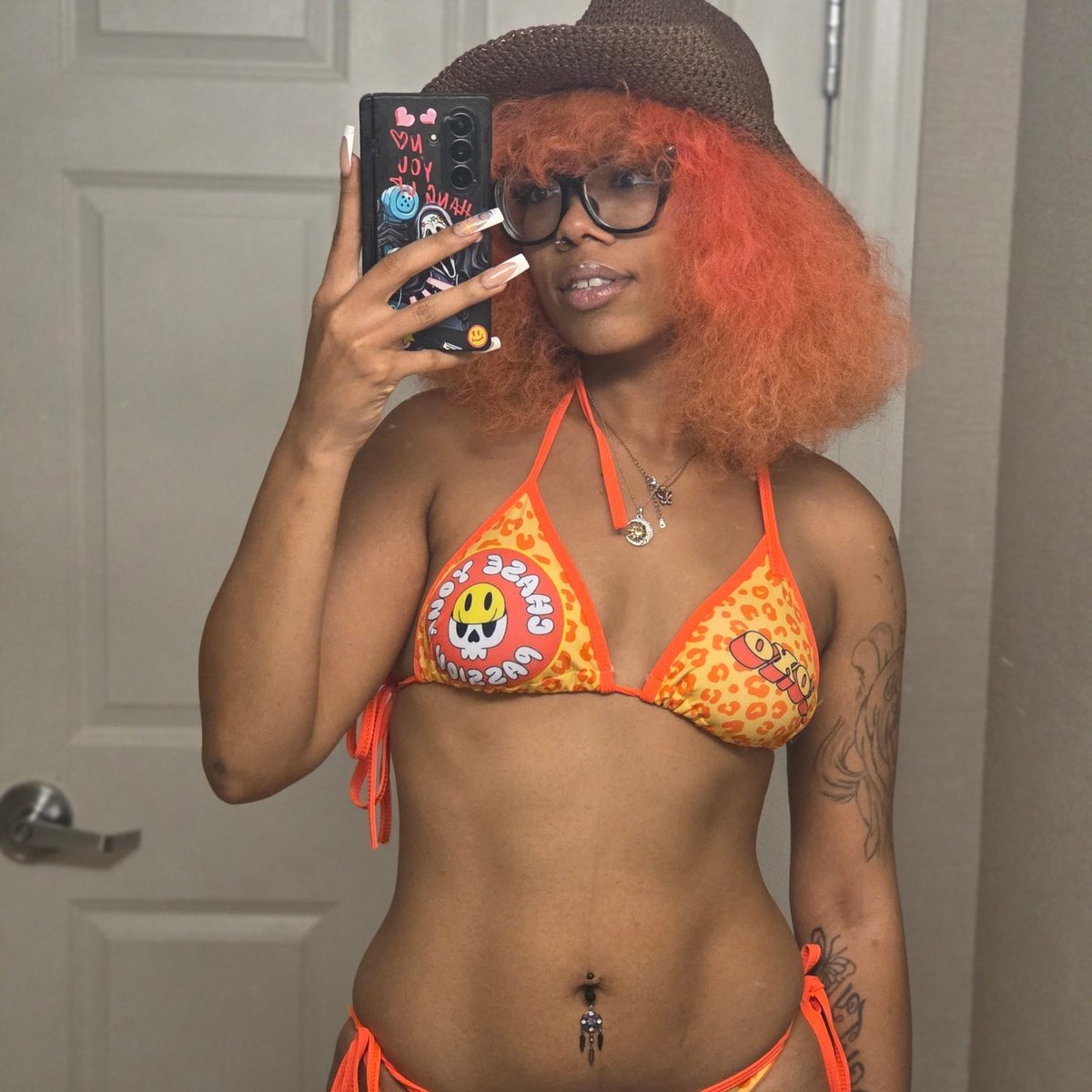 DaCrazyKillaTay's tweet photo. The Baddest Witch you know 🤪 Bikini designed by me! https://t.co/kvim7lzTxf