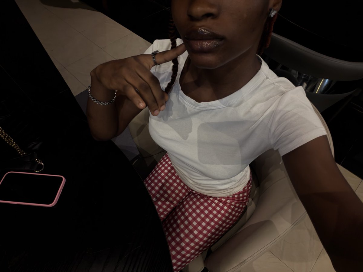 SABI GIRL🦚 tweet media