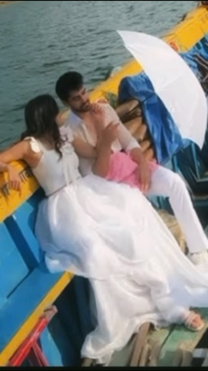 ShreyaTw09's tweet photo. My pyarus making our hearts skip a beat since morning. 🫠🧿

#AvinashMishra #EishaSingh #Avisha https://t.co/5gh4K6FfaT