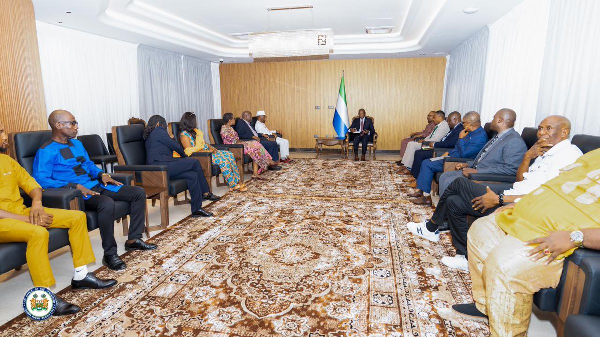 julius_maadabio's tweet photo. Today, I held a productive meeting at State House with the Acting National Chairman of the APC, Amb. Alhaji Osman Foday Yansaneh, and other representatives of the Party’s organs.

I reaffirmed my strong commitment to fostering continued dialogue and emphasized the importance of working together in service to our people and our nation.