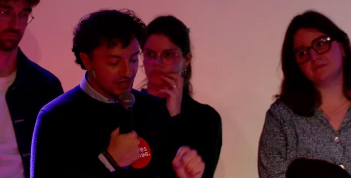 olivierletigre's tweet photo. Il est bien le président des jeunes socialistes. 

Il est important de s’alerter sur l’éloignement des jeunes de la démocratie et des élections

Le socialisme c’est la vie digne pour tout le monde y compris la jeunesse

Espérant que le reste du PS suive la ligne de leurs jeunes https://t.co/eA1JjlEjJn