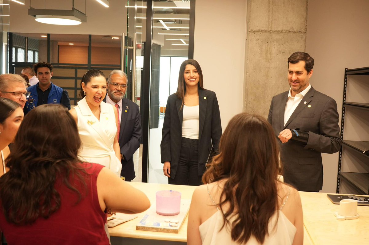 Paulina Ocaña tweet media