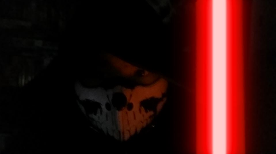 StrikePunkSum's tweet image. May the 4th is over... Now, it's Revenge of the 5th!

Took these pictures 10 years ago...

#RevengeOfThe5th #DarkSide #StarWars