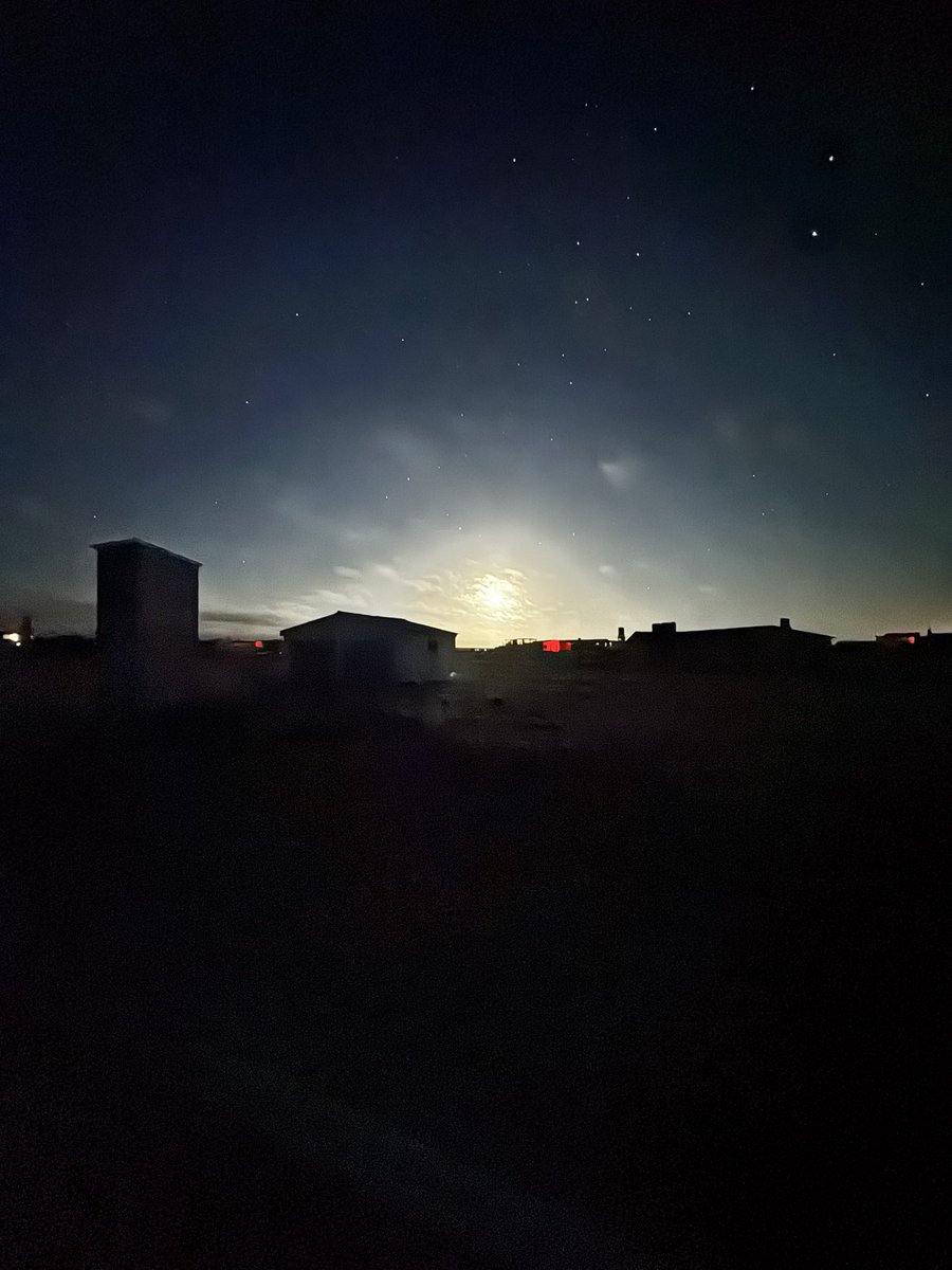 martinakarny's tweet image. #moon