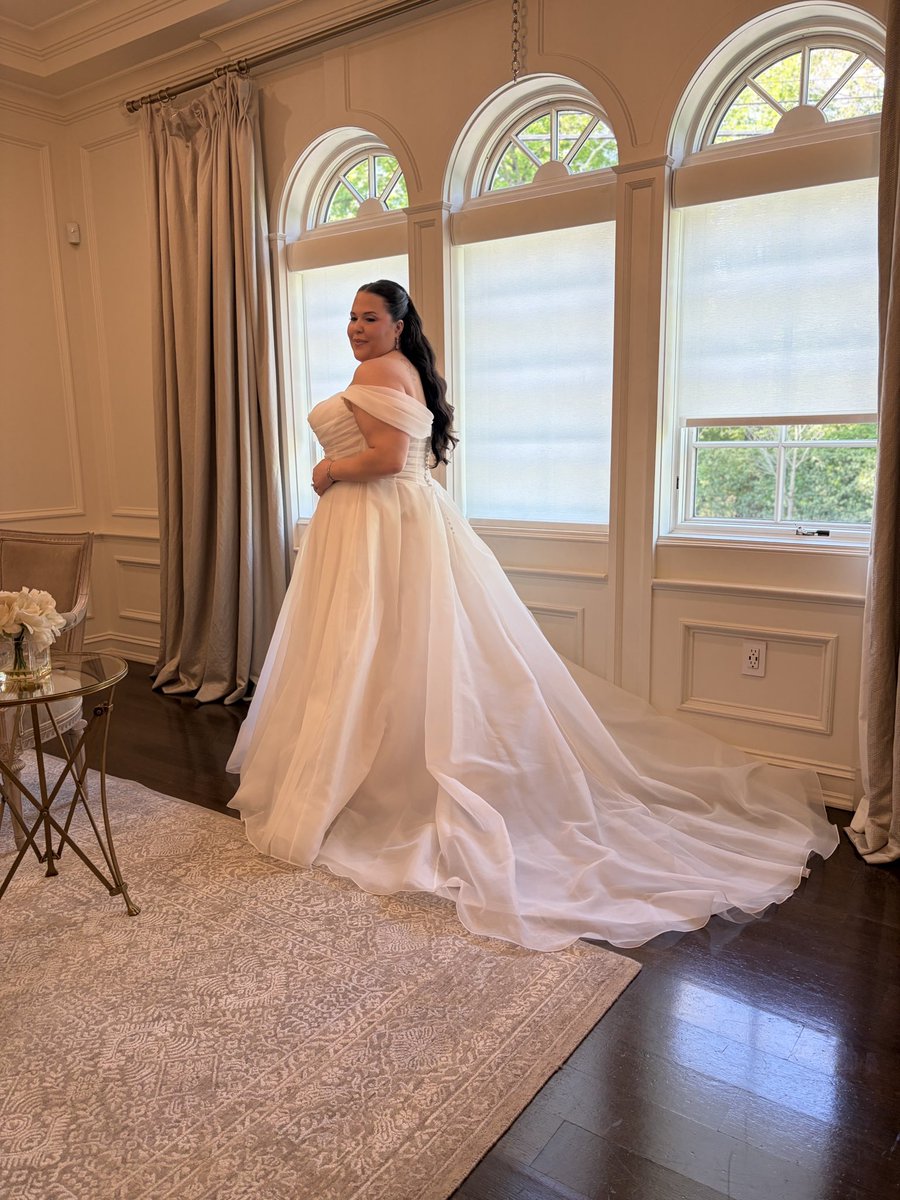 Ashley Elizabeth tweet media