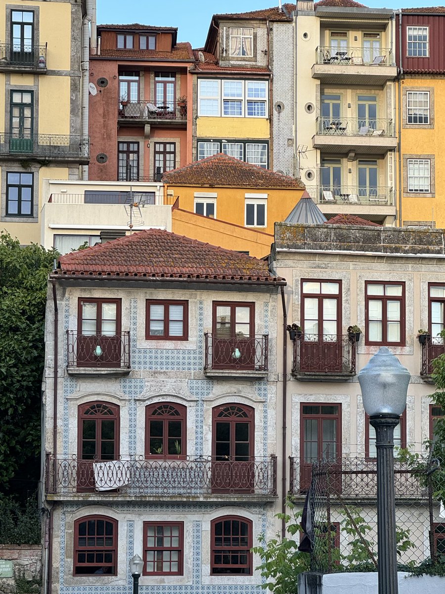 CognosR's tweet photo. Beautiful Porto … It’s my first time in Portugal. 🇵🇹 if you have any tipo what I must see, or whom to meet. 

Let me know. Obrigado https://t.co/6otVuQHHnf