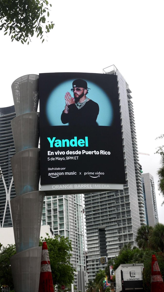 yandeloficial's tweet photo. Los espero hoy 9pm en VIVO desde mi Puerto Rico! por @amazonmusic @Amazomusiclatin https://t.co/X32vId0dLW https://t.co/hXhvYQ1Vxu