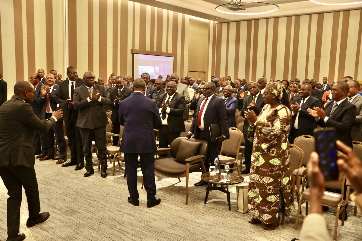 OMS Congo tweet media