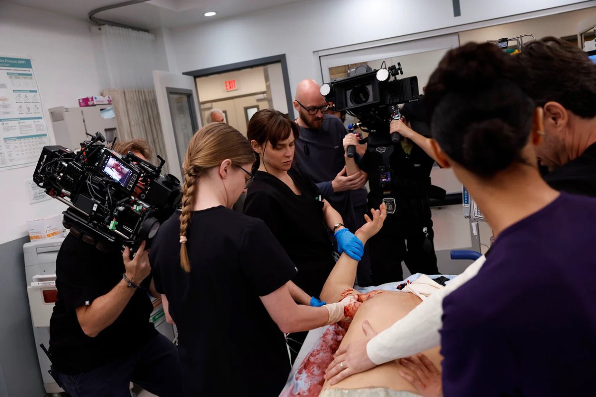 PittCrave's tweet photo. new bts photos of the Pitt season two https://t.co/Isr4fbddiv