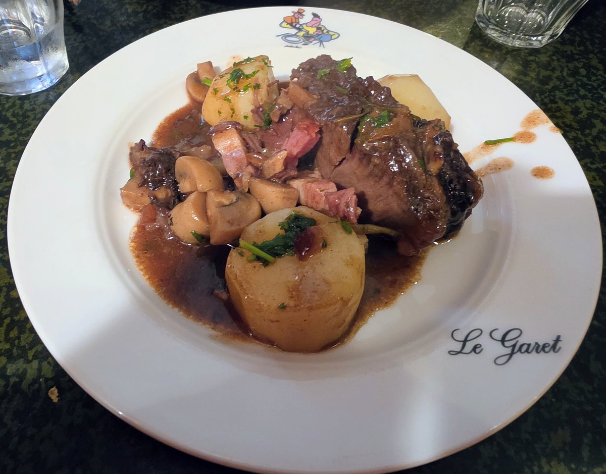 LomsterCode's tweet photo. I cannot believe I haven't been to Lyon before. It is clearly a place for people who love to eat, and to eat well! https://t.co/JmN4UG0eIm
