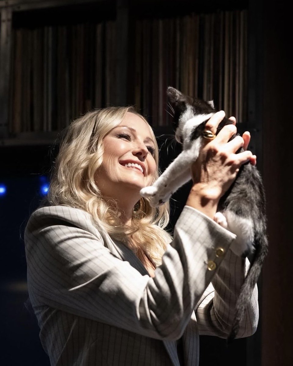 pookielors's tweet photo. SHE'S SO PRECIOUS https://t.co/KTtegdK6YS