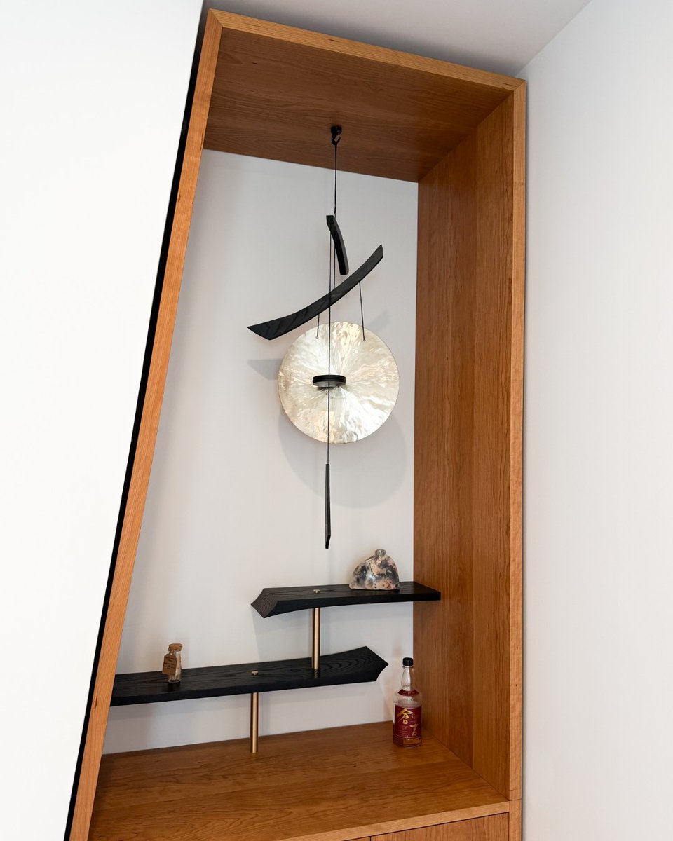 rubiomonocoatUS's tweet photo. From asymmetrical alcove to statement cabinetry! 👏 

Pukerua Furniture took this small alcove and transformed it with an incredible whiskey cabinet inspired by centuries-old Japanese architecture! 

MORE: https://t.co/R6tKzW0MAz

#rubiomonocoat https://t.co/vemCg5DCGV