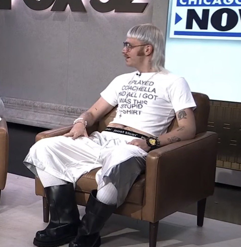 Bro on Chicago television with his tummy out