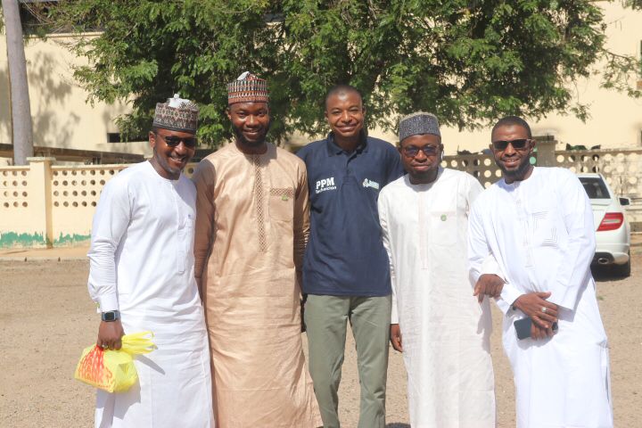 abusadeek01's tweet photo. 20 years anniversary
#BOBA https://t.co/PlI8qDXk66