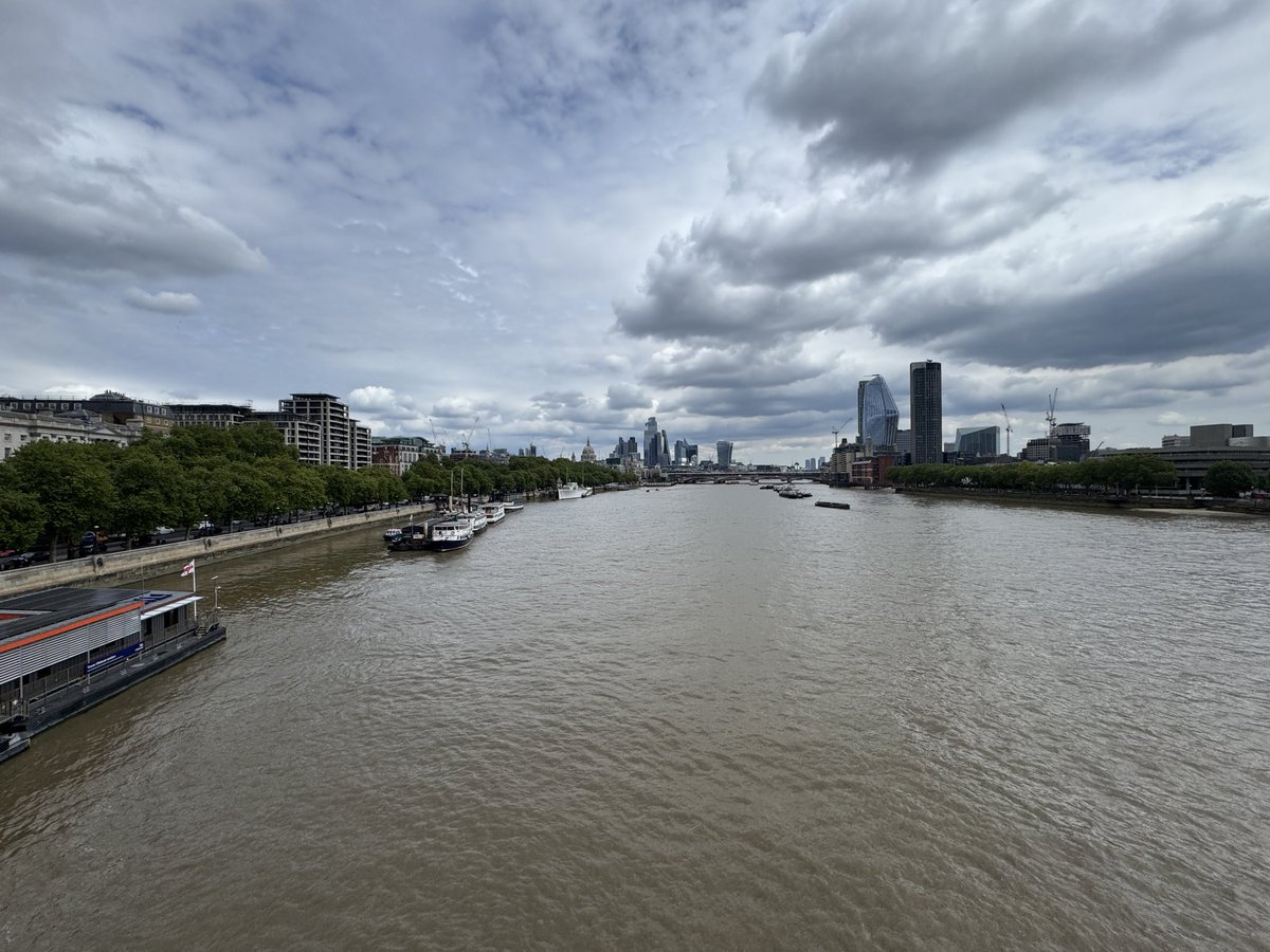 TimPBreden's tweet photo. A wonderful day in London https://t.co/I5G0Z9SPDj