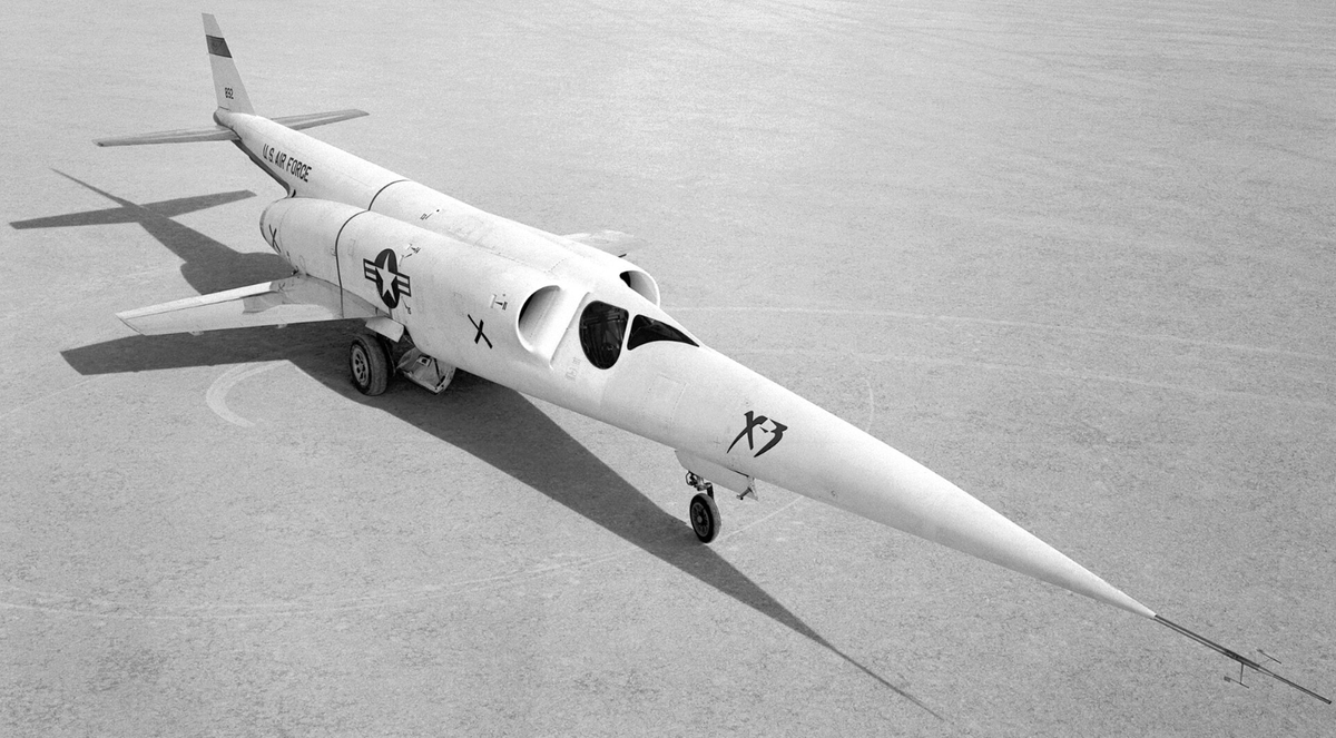 What kind of stilettos i like?
The Douglas X-3 Stiletto, an early experimental airplane.