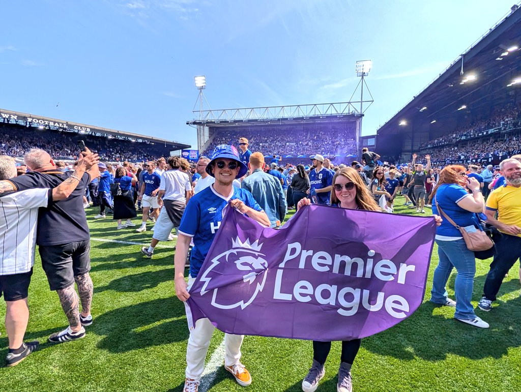 TheSegITFC's tweet photo. Try telling me 10-15 years ago I'd see 3 promotions in 4 years resulting in 2 returns to the Premier League in the 2020s. 

Still blows my mind. 🤯. Bloooos. #itfc https://t.co/k1ZwizPB9a