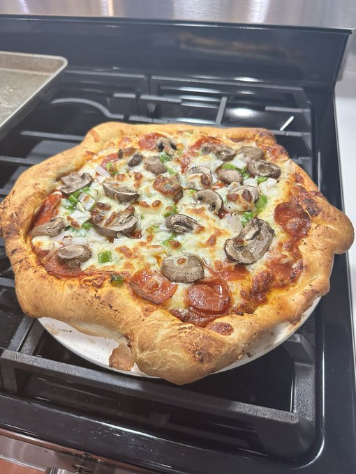 Food Pleaser tweet media