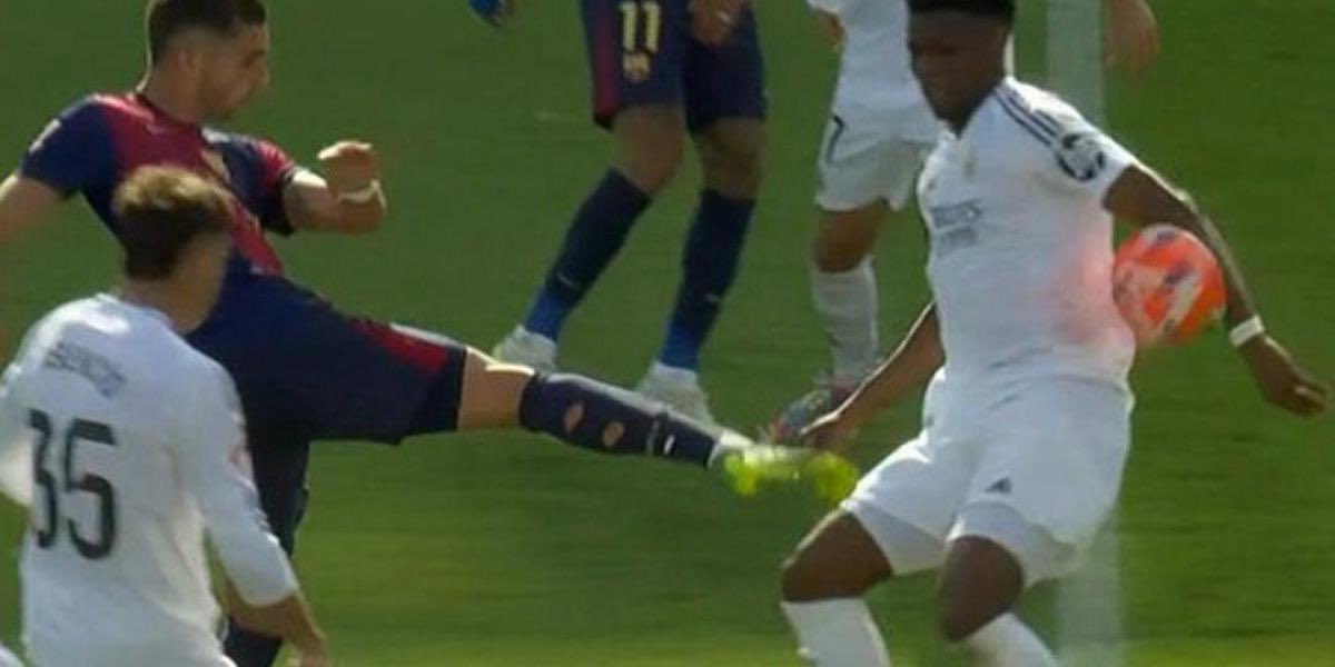 Som I Serem FCB tweet media